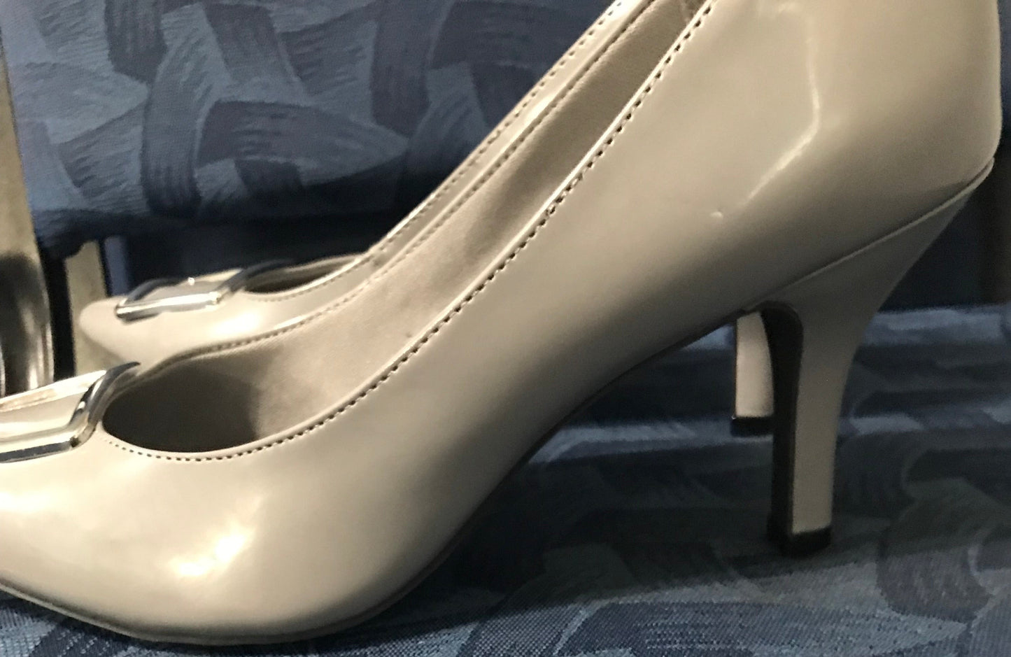 Women's Gray Heels w/Silver Buckle size 8.5