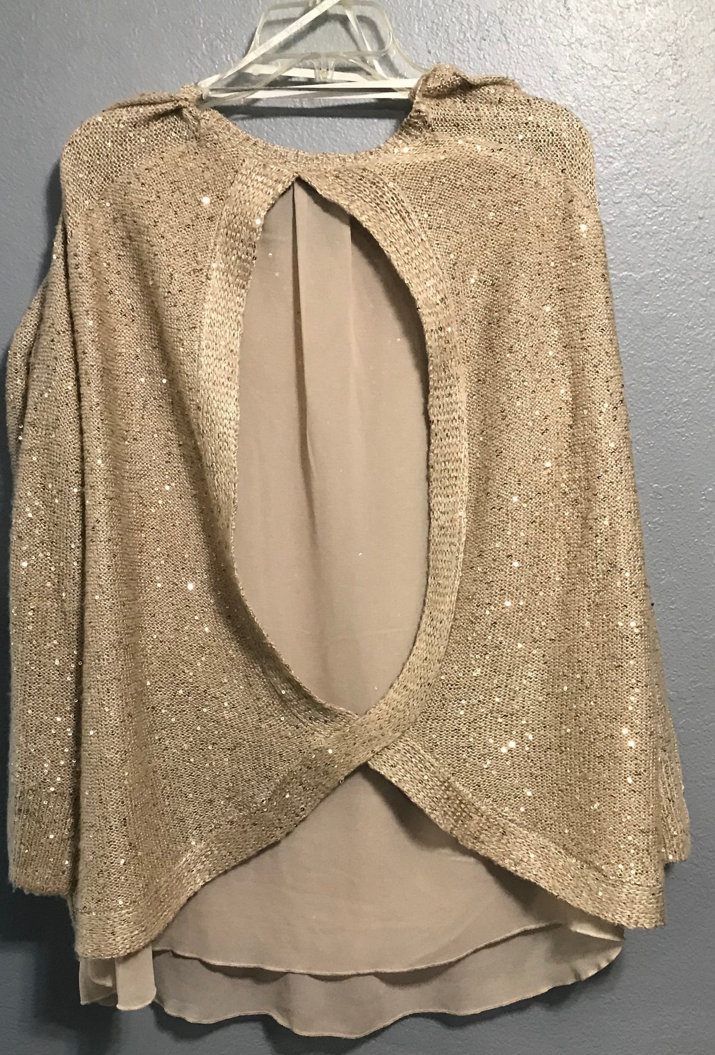 Women's Gold Sparkle Back out Sweater size 2x